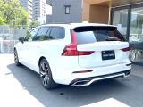 親切・丁寧な専門メカニックスタッフが応対!・車検・点検整備・事故等の修理などアフターサービスも安心。お車のカスタマイズ相談も受付中!お気軽にサービススタッフまでお声がけください!