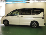 メーカー系ディーラーの中古車なので、ワイド保証{1年間走行距離無制限}日本全国の日産のお店でアフターサービスが受けられます。
