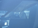 万が一のトラブルのときにも役に立つドライブレコーダーを装備しています。側面衝突や幅寄せ・割り込み対策に!