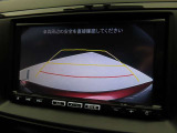 ガイドライン付きのバックモニターを装着しています。これなら狭い駐車場での切り返しや、輪留めの無い駐車も安心ですね。