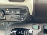運転席にシートヒーター付いてます