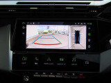 360&deg;ビジョンで車両状態の確認がしやすいです