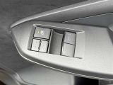 パワーウィンドウです!運転席でラクラク操作!元気なお子様やワンちゃんのイタズラも防いでいただけますよ。☆詳しくは無料通話0078-6003-827541 相模原ICすぐ