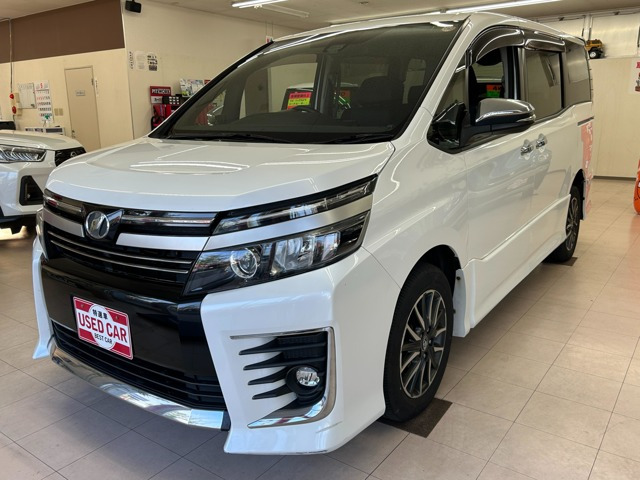 ヴォクシー 2.0 ZS 煌II 4WD