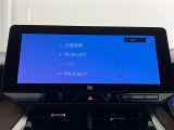 Bluetooth接続に対応 ミラーキャストに対応しております(スマートホンやタブレットの画面を本機の画面に表示したり音声を再生いたします。本機とデバイスはWi-Fiで接続いたしますiso端末は非対応