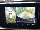 【パノラミックビューモニター】専用のカメラにより、上から見下ろしたような視点で360度クルマの周囲を確認することができます☆死角部分も確認しやすく、狭い場所での切り返しや駐車もスムーズに行えます。