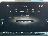 ラジオやBluetooth、USB接続に加え、iPhoneを車のディスプレイに接続し、ナビや通話、音楽再生などおなじみのアプリ機能を安全かつ簡単に操作できるAppleCarPlayも付いています!