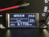 視認性のいいメーターを採用しており、快適なドライブをサポートします。