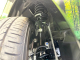 お車を安心してお乗りいただく為には、足回りの定期点検が欠かせません。サービスサポート(有償保証)では無料点検もご提供しており、安心のカーライフをお過ごしいただけるサポート体制が整っています。