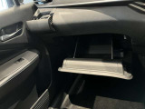 収納スペースもたくさん有ります☆車検証や小物類などすっきり収納♪