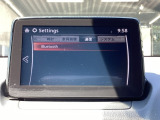 Bluetoothに接続することで、スマートフォンに入っている音楽アプリを車内で楽しめたり、通話が出来ます♪