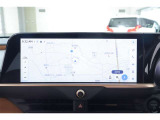 ディスプレイオーディオを装備。スマホとクルマをつなぐことで、これまでのナビに加えて、いろんなサービスが楽しめます。