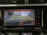 バックカメラが付いているので後方確認が非常にしやすいです。今や運転初心者も熟練者も必須装備!ついていて損はないですね♪