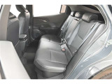 中古車をキレイで気持ちよくお乗りいただけるよう、エンジンルームからシートを外した洗浄まで、目に見えない部分も徹底的に洗浄しています!