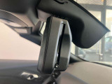 ルームミラー内蔵ETC車載器(自動防眩付)後続からの光が一定以上になると自動で眩しさを緩和します。