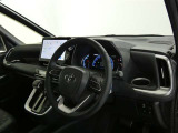 見通しのよいすっきりとした視界で、誰でも運転しやすいです。運転のしやすさは疲れにくさにも繋がりますよ♪