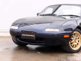 人気のユーノスロードスターカスタム車両の入庫!走行10万km時にはタイミングベルト一式に加え、各ベルト、ラックピニオンブーツ、角シーツも交換済!TEIN車高調、BBS製RG-F15AW等充実装備の一台