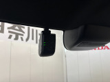 より快適にドライブを過ごして頂ける様に簡単に調整ができるオートエアコンを装備しております!ワンタッチですのでどなたでも簡単に操作できます!室内はこれでいつでも快適に保たれます。