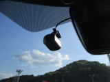 日産純正ドライブレコーダーも装備。ドライブ中の景色なども録画できます。