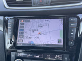 大画面のナビ装備で知らない土地へのお出かけも安心☆保証の対象となるので安心の純正ナビです♪