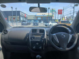 スタイリッシュなインパネ周りです!運転の際、常に目にする部分は、シックにまとめた飽きの来ないデザインが人気です!