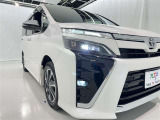 フォグランプ装着車です。暗い夜道の車両前方を明るく照らします