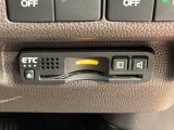 いまや快適なカーライフに欠かせないETCが付いています。