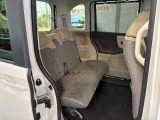 見通しの良い運転席回りとなっておりますので安心して運転をして頂けます!窓が大きいので明るく開放的な室内です