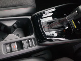 電子パーキング装着車!!ブレーキホールド機能付きで、信号待ちでも楽々です!!