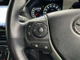 ステアリングスイッチ装備!運転しながら手元でオーディオの操作などができます。