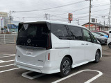 セレナ 1.4 e-POWER ハイウェイスターV 