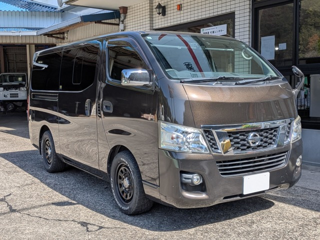 NV350キャラバン  ベッドキット付き