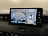 全方位モニターがついています! 車の周囲を360&deg;安全確認できるので、普段の駐車はもちろんの事、縦列駐車や幅寄せの際にも活躍してくれますよ。