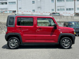 自動車販売だけではなく、車検やオイル交換等の点検や自動車保険等も行っており、納車後でもお客様のカーライフをサポートいたします。