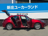 走りにこだわりながら、収納力も持ち合わせたデザイン。