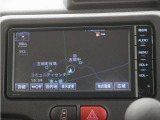 トヨタ純正ナビ(NSCP-W64)&バックカメラが装備されているので、普段の使い勝手もロングドライブも快適です。