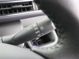 <AUTOライト>周囲の明るさをセンサーでキャッチして、ヘッドライトを自動的に点けてくれる賢い機能です!