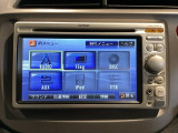 【メモリーナビ】目的地まで分かりやすく導いてくれます。初めての道でも地図が手元にある安心感が、ドライブの不安をそっと取り除いてくれます。