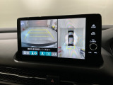 全方位モニターがついています! 車の周囲を360&deg;安全確認できるので、普段の駐車はもちろんの事、縦列駐車や幅寄せの際にも活躍してくれますよ。