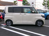 お車でお越しの際は、【東名・厚木IC】【圏央道・厚木南IC】より、R129を平塚方向へまっすぐ3〜4km(約10分程)です。