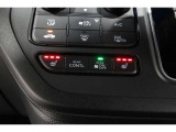 シートヒーター装備車両♪♪寒い冬はもちろん♪肌寒い春先・秋口まで活躍してくれるあると嬉しい装備です♪♪