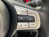 Hondaセンシングの機能のひとつ、アダプティブクルーズコントロール付!アクセルから足を離しても設定したスピードと前車との車間を保ち走行してくれます!車線維持もアシスト☆高速道路で疲労軽減ですね☆
