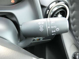 MAZDA2の「ハイビームコントロールシステム(HBC)」は、夜間にハイビームを基本としつつ、相手車両がまぶしくならないよう自動でロービームに落としてくれるイメージです。