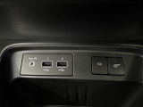 USBポートが付いています。