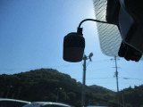 もし事故を起こしてしまったら。そんな時に心強い味方になるのが、運転の記録を映像と音で記録するドライブレコーダーです。