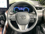【純正革巻きステアリング】上質な革を使用することで、手にしっかり馴染みとても運転しやすいハンドルです♪