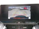バックモニター付きですので、日常の駐車はもちろん、人や障害物などを映像で確認できるので安心です!(補助装置になりますので、目視でもご確認ください)