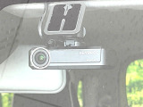 【ドライブレコーダー】ドライブレコーダー装備!走行中はもちろん、あおり運転や事故に遭遇した際、映像で記録し、万一のリスクに備えます。※記録用SDカードはお客様ご自身でご準備いただく必要があります。