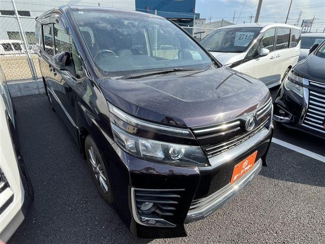 トヨタ ヴォクシー 