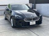 BMW認定中古車は第三者品質評価制度も採用しております。AIS方式による車両品質評価制度も導入し公平な車両コンデション評価を行うことにより車両品質の透明性を高めると同時に更なる信頼と安心をお届けします